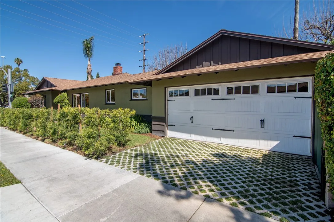 544 N California Street, Burbank, California 91505 home-pic-22