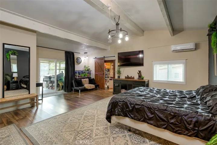 Bonus room! Now used as bedroom!