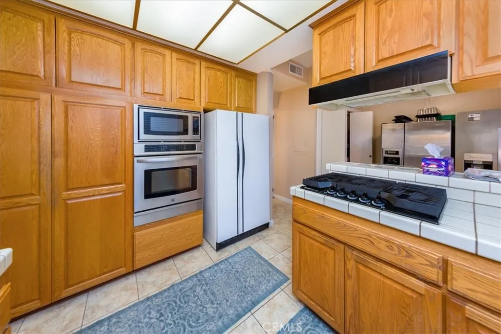 5310 Zelzah, Encino, California 91316 home-pic-7
