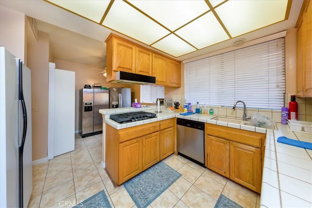 5310 Zelzah, Encino, California 91316 home-pic-6
