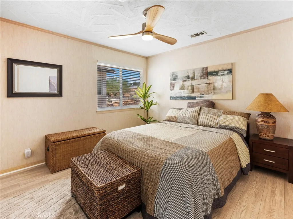 17970 Vista Point, Victorville, California 92395 home-pic-38