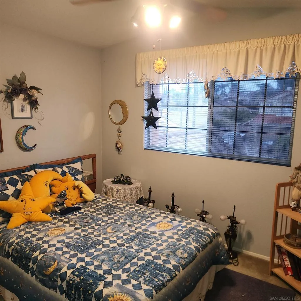 850 Corte Bellagio, Escondido, California 92026 home-pic-18