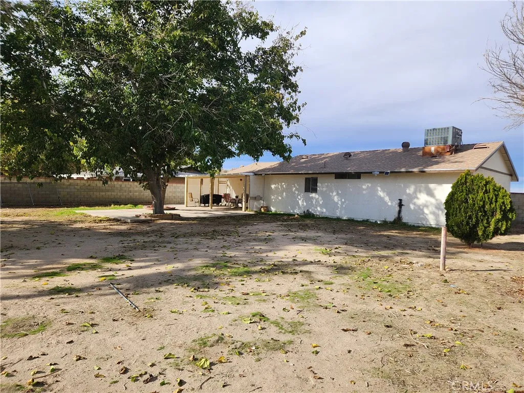 15142 Lanfair, Lancaster, California 93535 home-pic-23