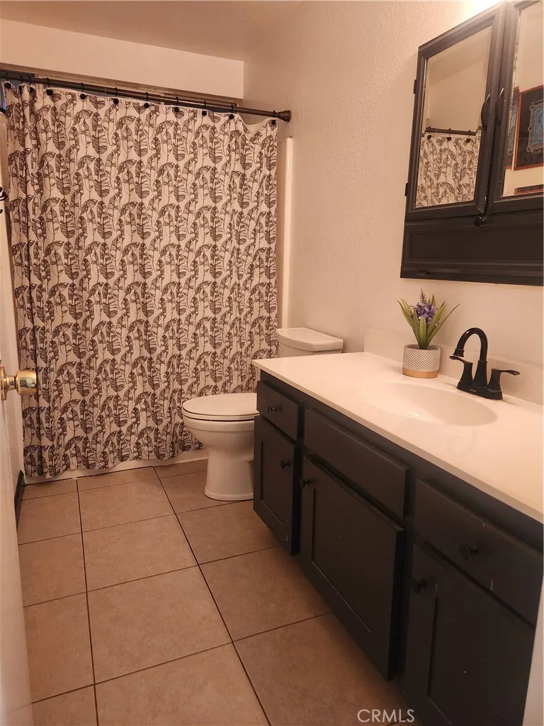 15142 Lanfair, Lancaster, California 93535 home-pic-24