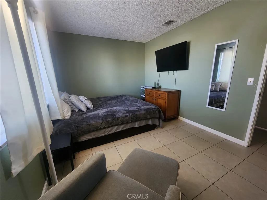 15142 Lanfair, Lancaster, California 93535 home-pic-13