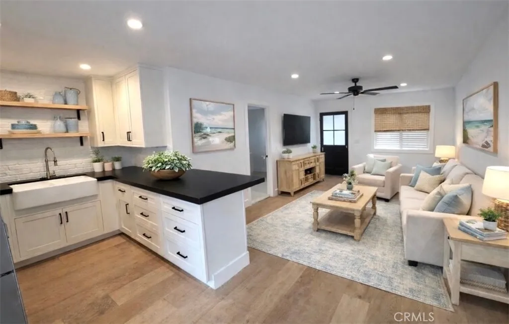 10226 Holburn, Huntington Beach, California 92646 home-pic-1