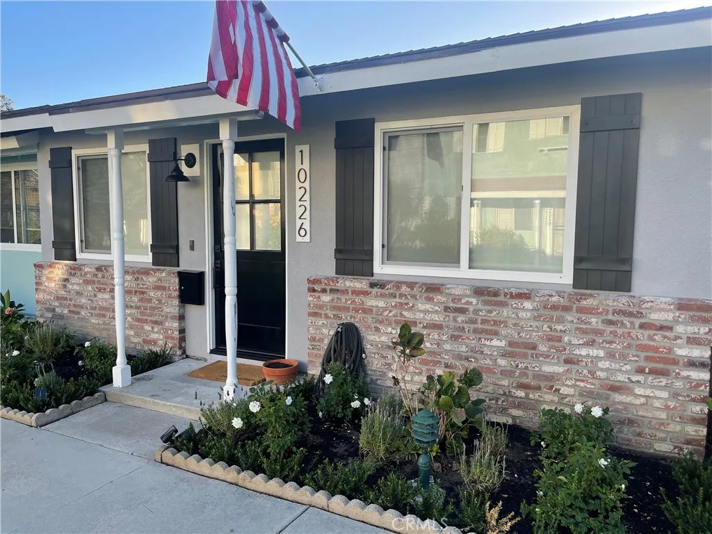 10226 Holburn, Huntington Beach, California 92646 home-pic-8