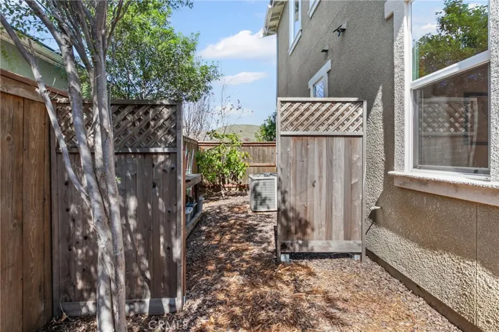 Side yard w/ AC unit