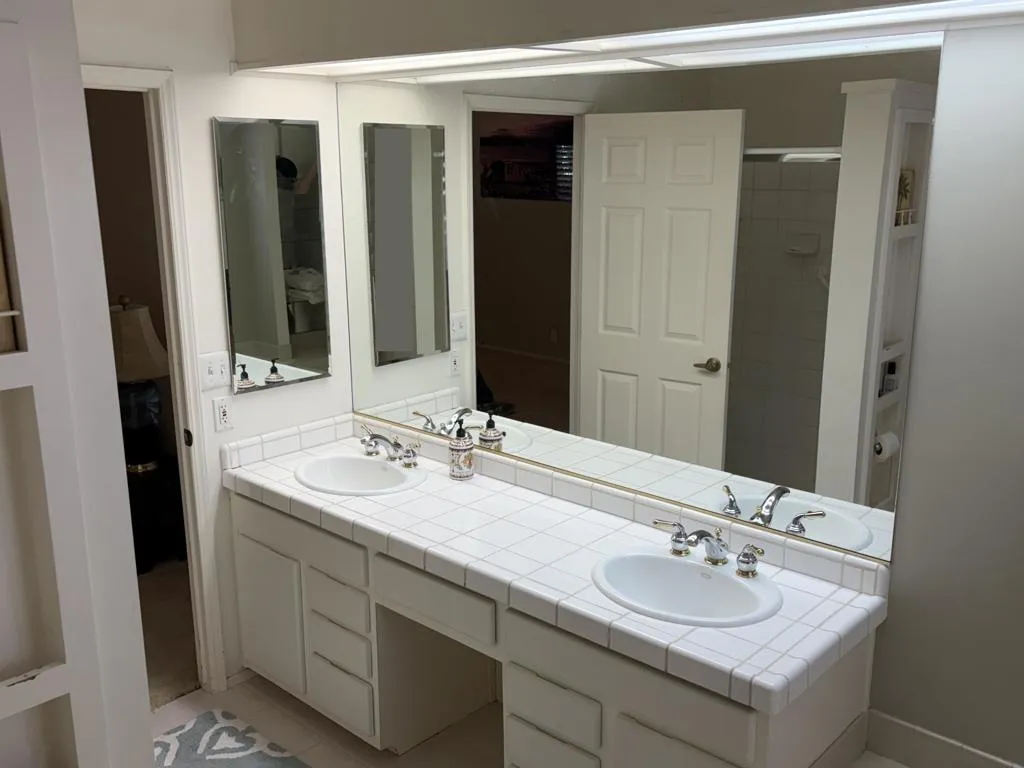image38.a