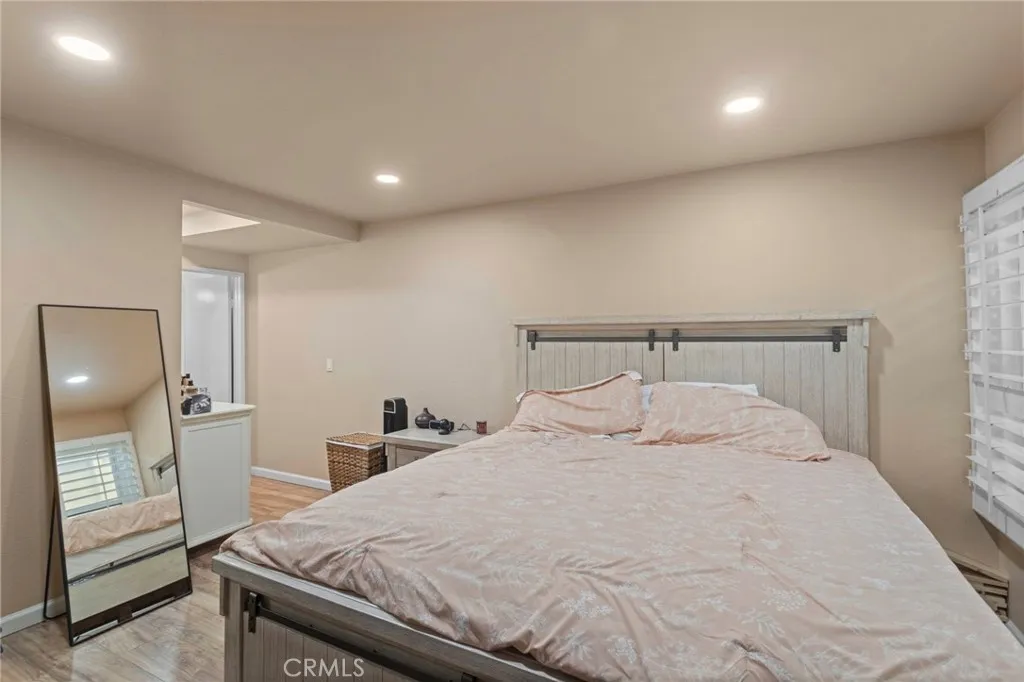 1443 Fredericks, Upland, California 91786 home-pic-22