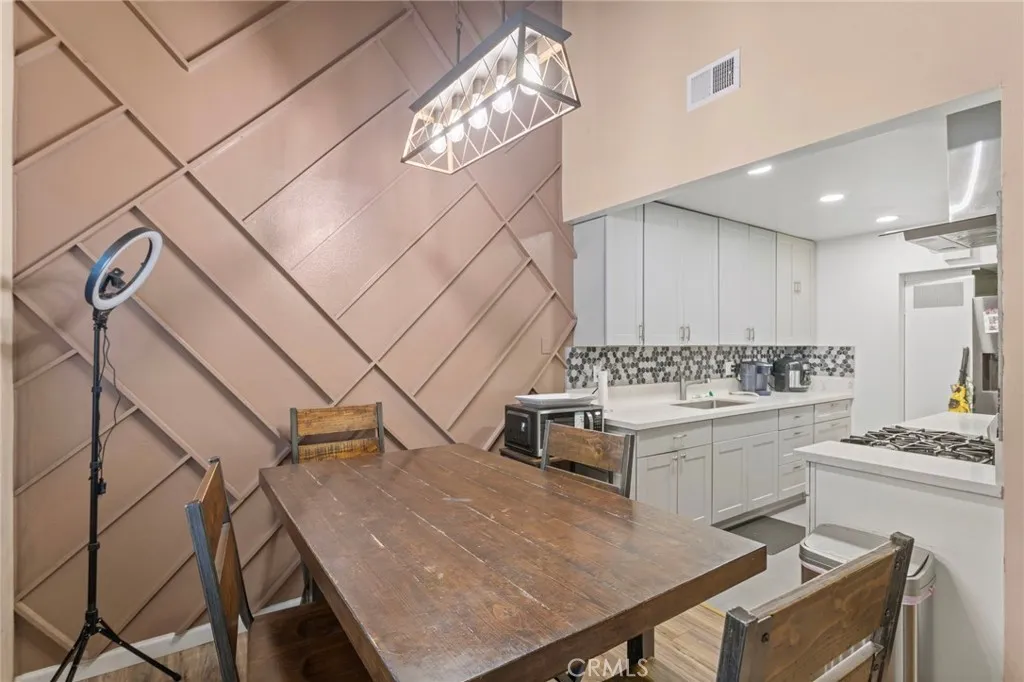 1443 Fredericks, Upland, California 91786 home-pic-15
