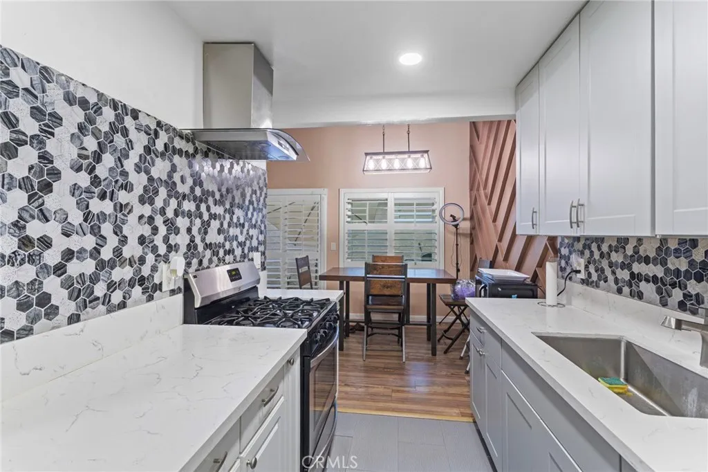 1443 Fredericks, Upland, California 91786 home-pic-11