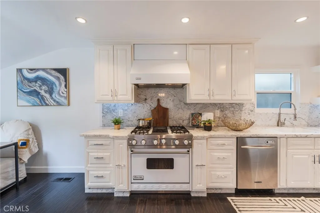 1240 N Olive Drive, West Hollywood, California 90069 home-pic-8