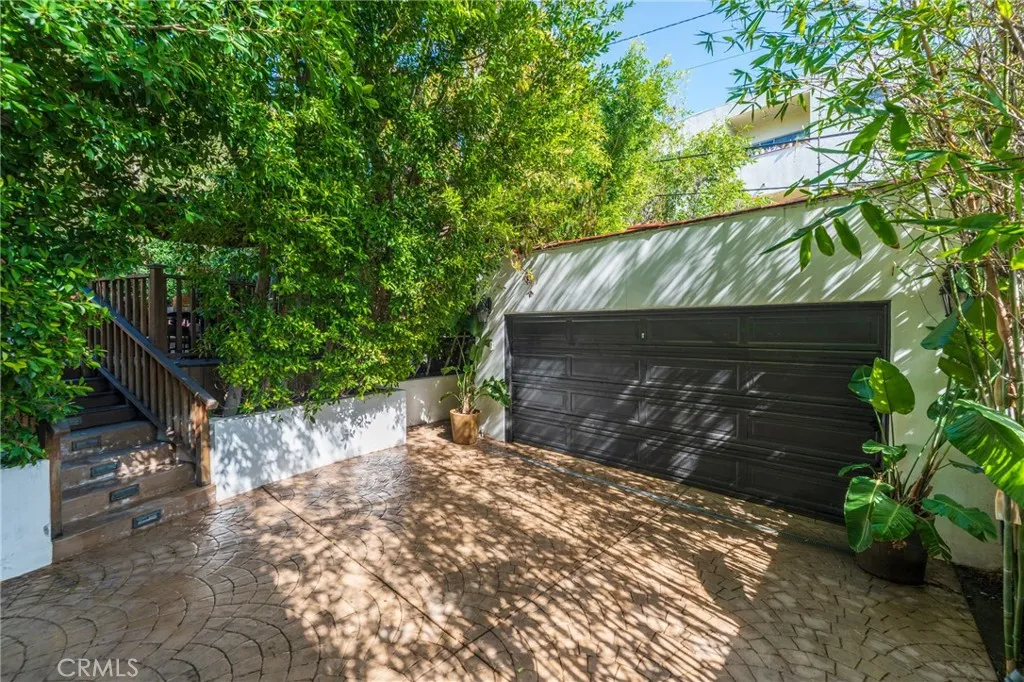 1240 N Olive Drive, West Hollywood, California 90069 home-pic-45