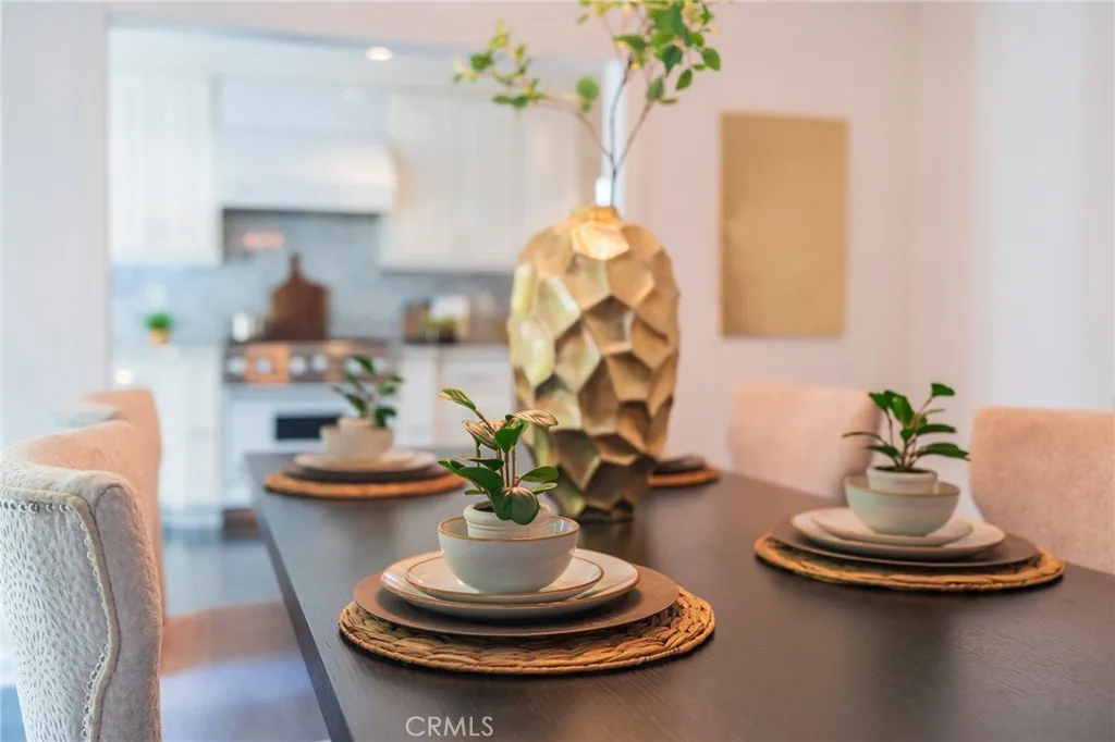 1240 N Olive Drive, West Hollywood, California 90069 home-pic-6