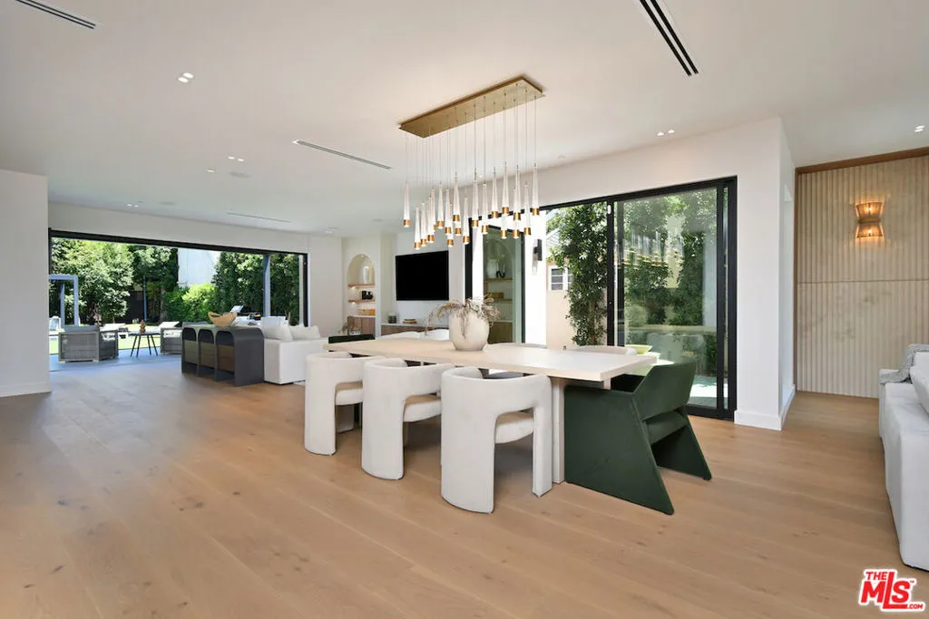112 S Valley Street, Burbank, California 91505 home-pic-7