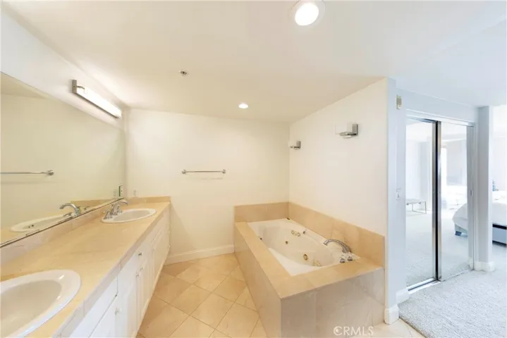 Primary Bath Dual sink Stone tops & Counter
