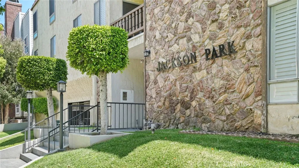 510 N Jackson 301, Glendale, California 91206 home-pic-3