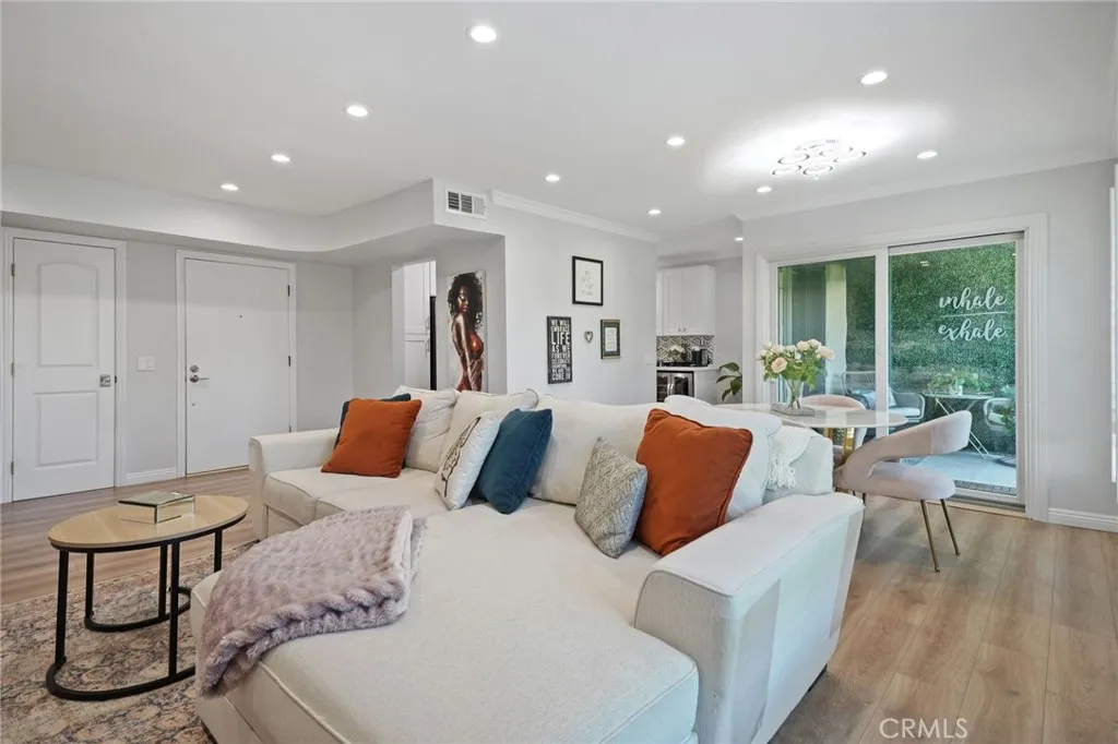510 N Jackson 301, Glendale, California 91206 home-pic-6