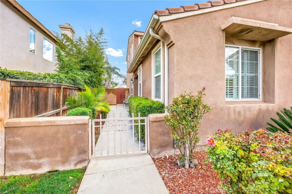 14603 Newburgh, Moreno Valley, California 92555 home-pic-24