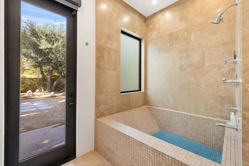 48285 Prairie Drive, Palm Desert, California 92260 home-pic-32