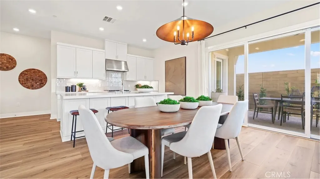 1301 Gavilan Ridge, Ladera Ranch, California 92694 home-pic-3