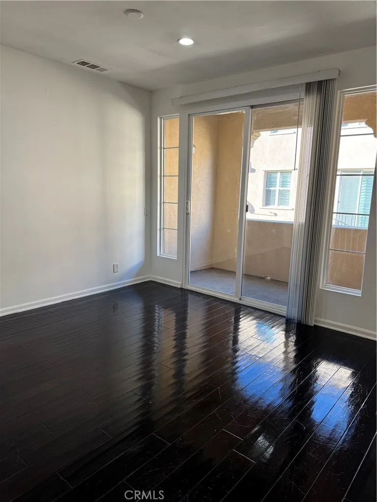 4445 Owens, Corona, California 92883 home-pic-22