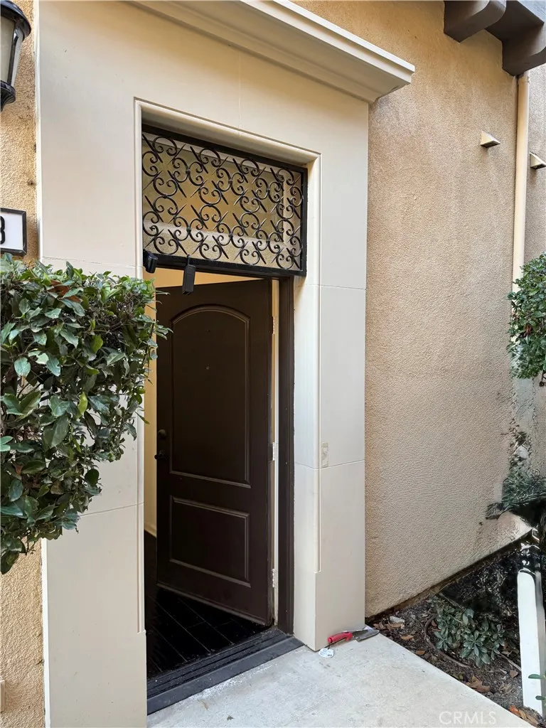 4445 Owens, Corona, California 92883 home-pic-28