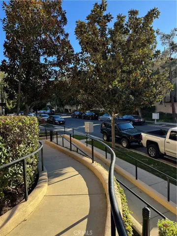 Street View front walkway