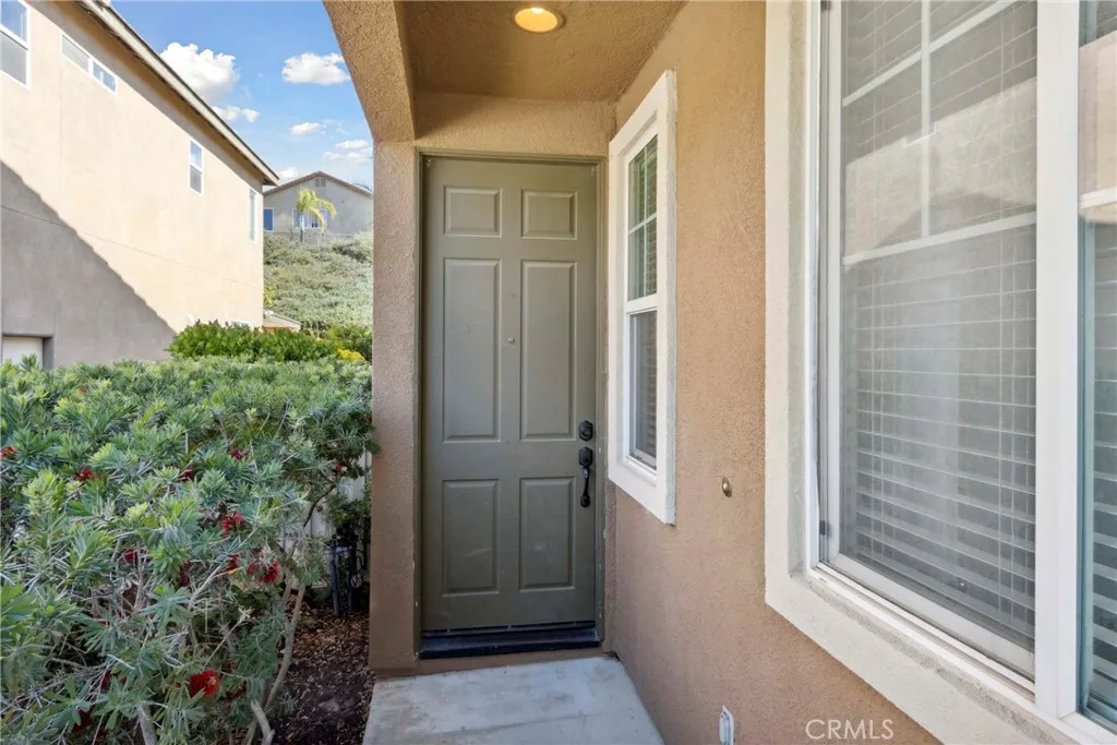 33184 Puffin, Temecula, California 92592 home-pic-3