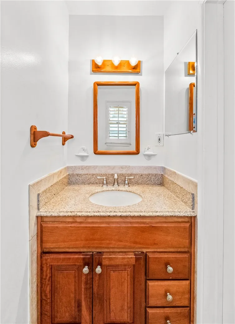 15408 Hayford, La Mirada, California 90638 home-pic-24
