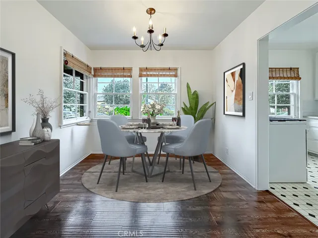 Virtually staged dining room