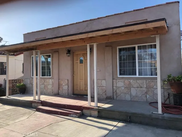 76 623 E 76th St, Los Angeles, California 90001