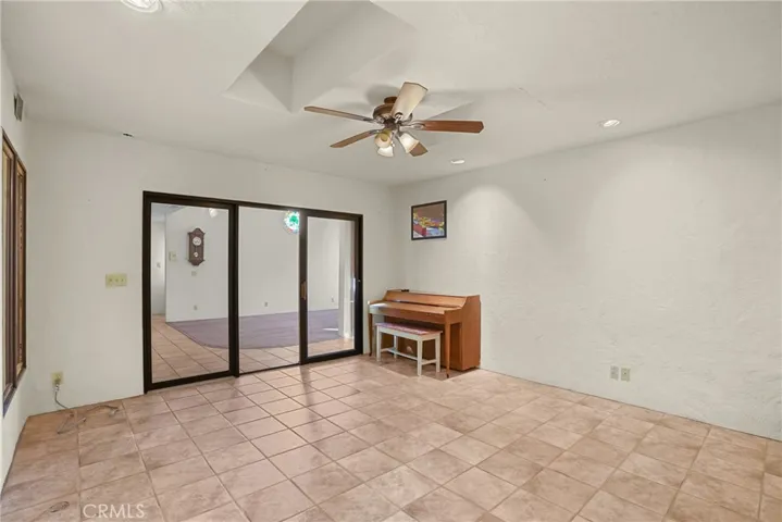 914 S Mcclelland, Santa Maria, California 93454