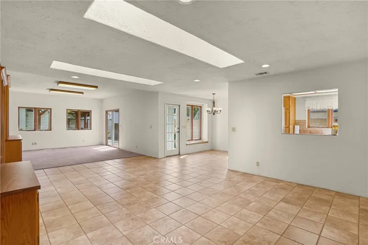 914 S Mcclelland, Santa Maria, California 93454