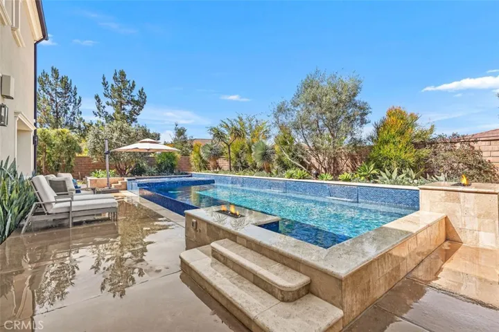 116 Knob Creek, Irvine, California 92602