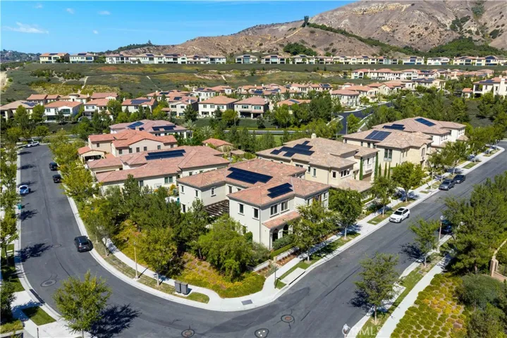 116 Knob Creek, Irvine, California 92602