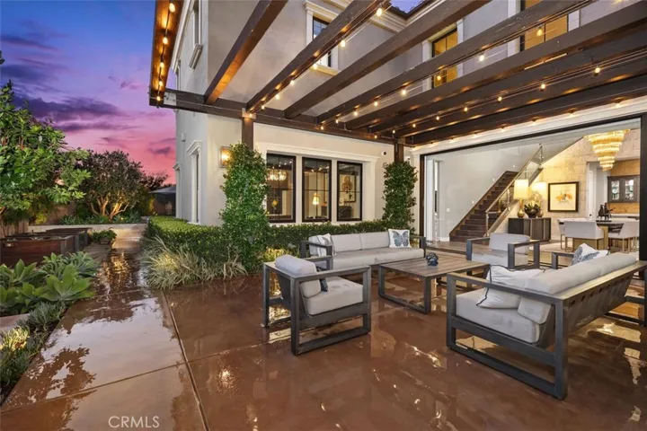 116 Knob Creek, Irvine, California 92602