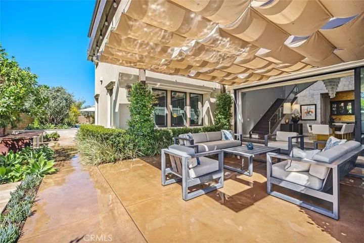 116 Knob Creek, Irvine, California 92602