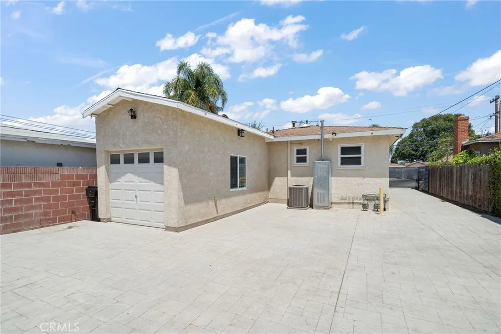3656 W 108th Street, Inglewood, California 90303 home-pic-26