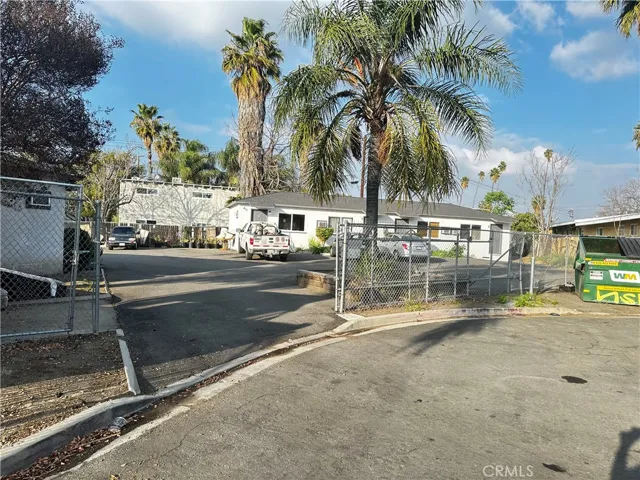 Fenced gate to enter to the 411-413 GLEN ST. UNITS