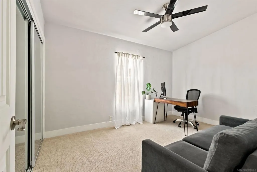 1412 Frankfort St, San Diego, California 92110 home-pic-21