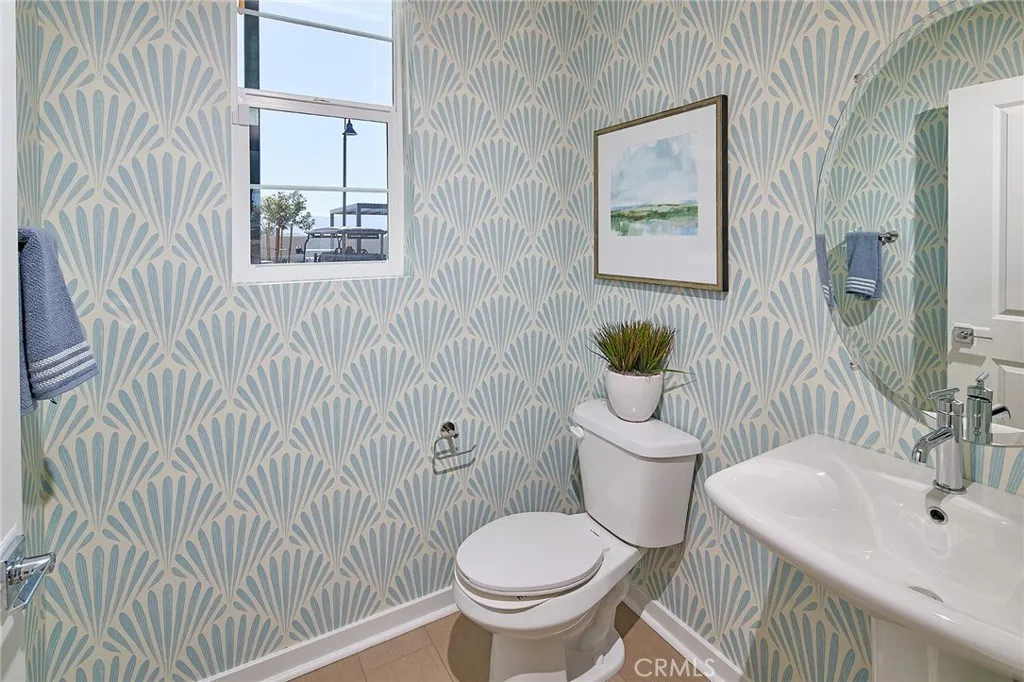 12716 Rosemount Rd, Eastvale, California 92880 home-pic-9