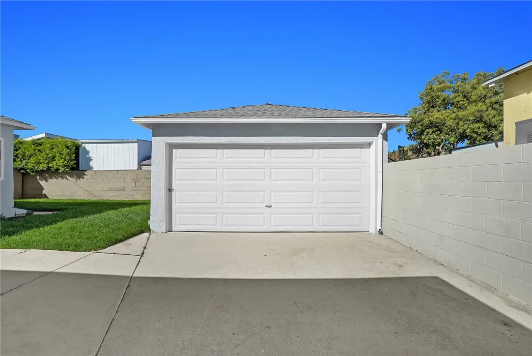 5315 W 124th Place, Hawthorne, California 90250 home-pic-38
