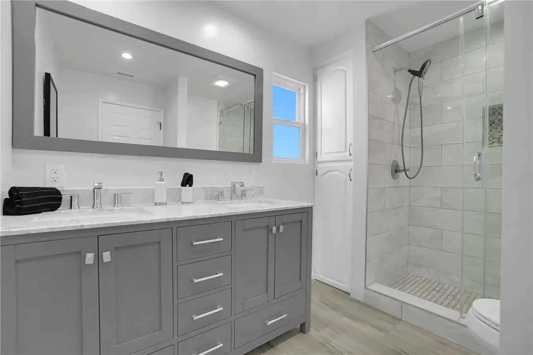 5315 W 124th Place, Hawthorne, California 90250 home-pic-26