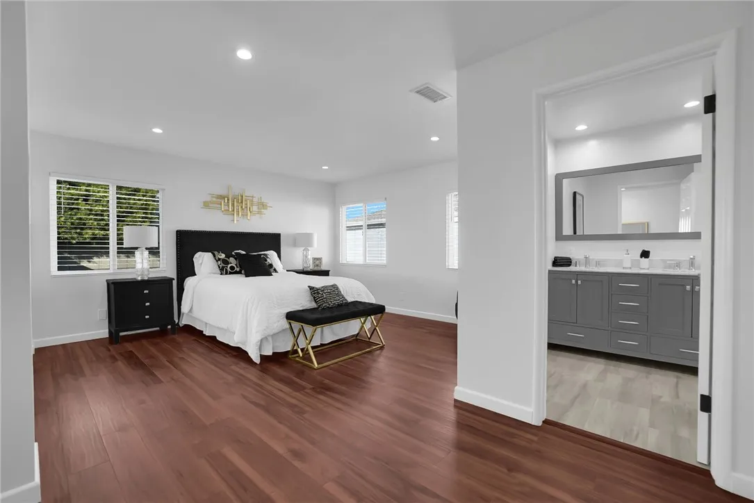 5315 W 124th Place, Hawthorne, California 90250 home-pic-21
