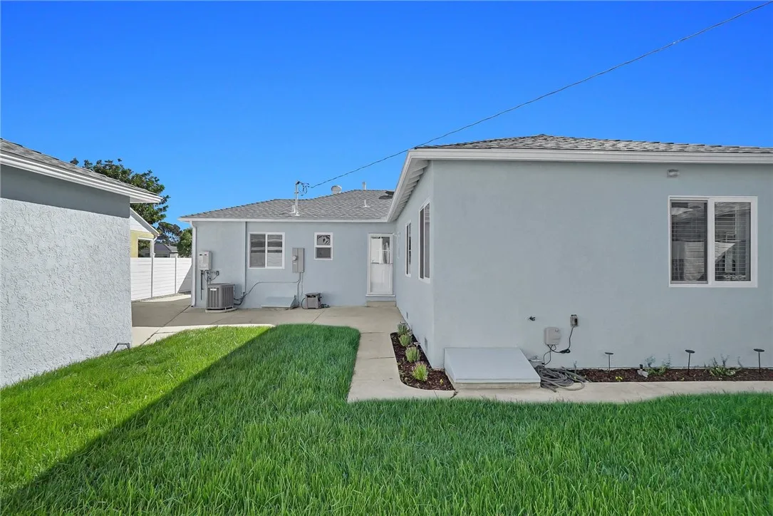 5315 W 124th Place, Hawthorne, California 90250 home-pic-43