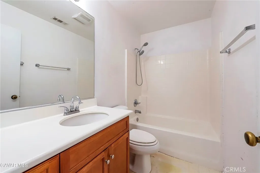 45257 Date, Lancaster, California 93534 home-pic-13