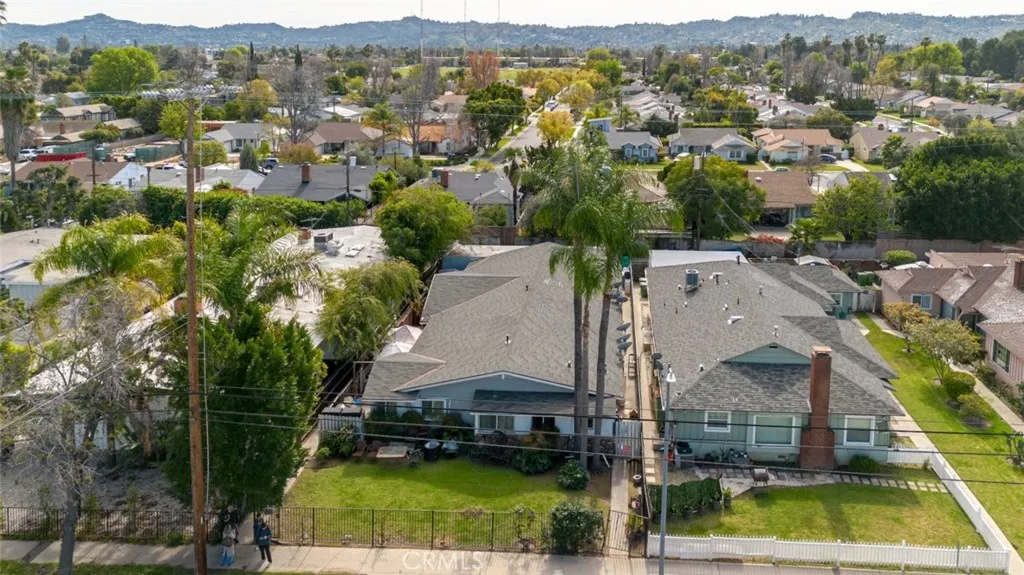 12806 Oxnard Street, North Hollywood, California 91606 home-pic-21