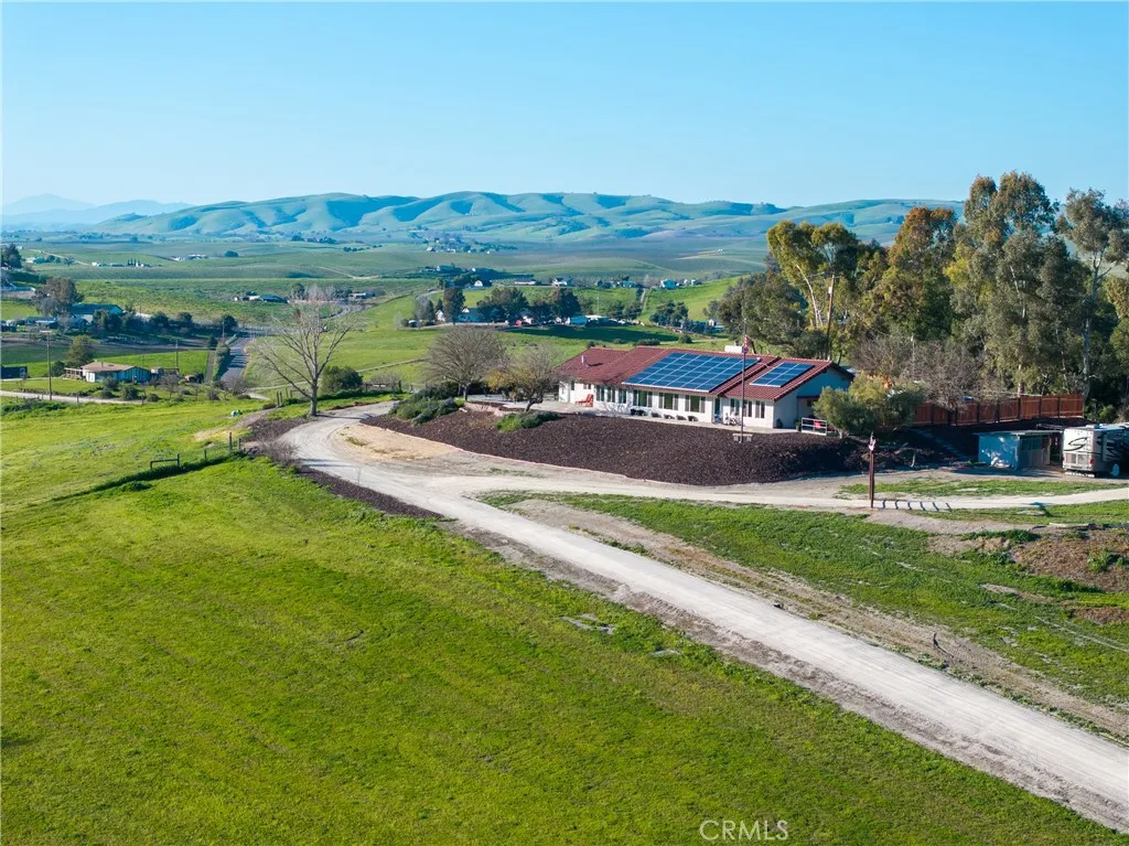 2245 Rancho Lomas Way, San Miguel, California 93451 home-pic-40